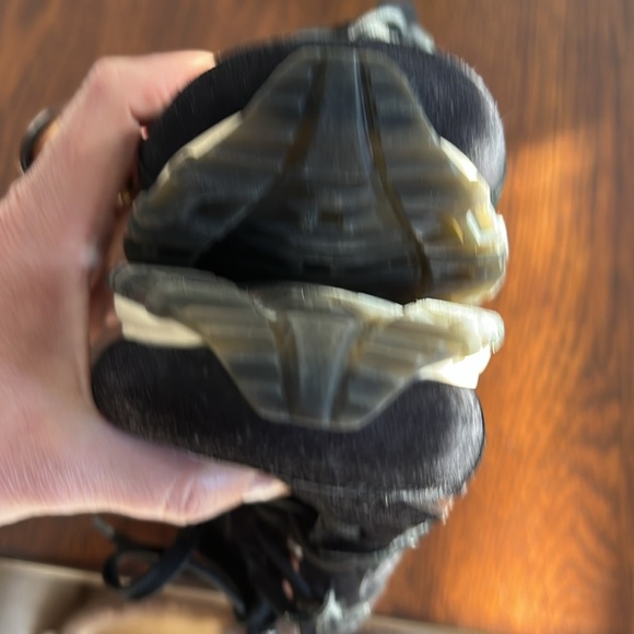 Lou’s Vuitton Black Perforated Sneakers - Picture 8 of 13